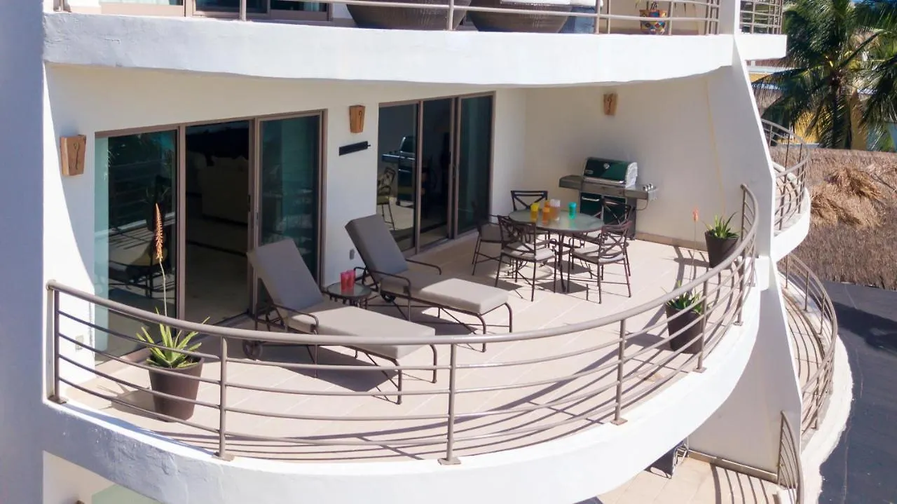 Corto Maltes 205 Ocean Front 2 Bdrs Apt Mexico