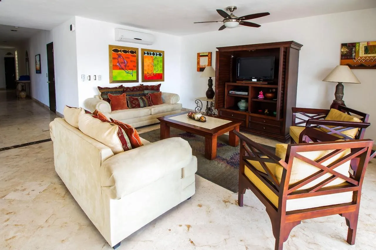 Corto Maltes 205 Ocean Front 2 Bdrs Apt Apartmán